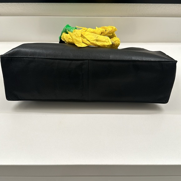 Authentic CHANEL CC JUMBO XL LOGO CAVIAR SHOPPER TOTE BAG + Chanel Zip Wallet - Picture 8 of 16